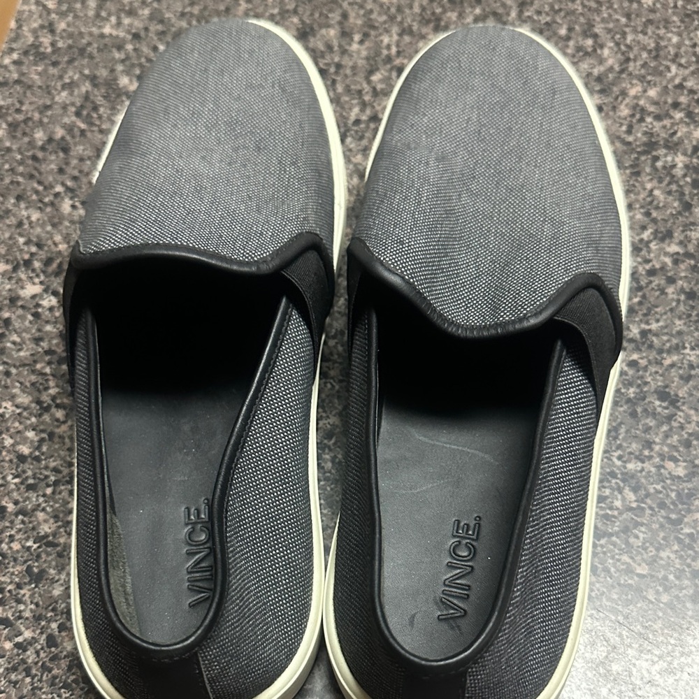 Vince Gray Slip-On Sneakers Casual Comfort